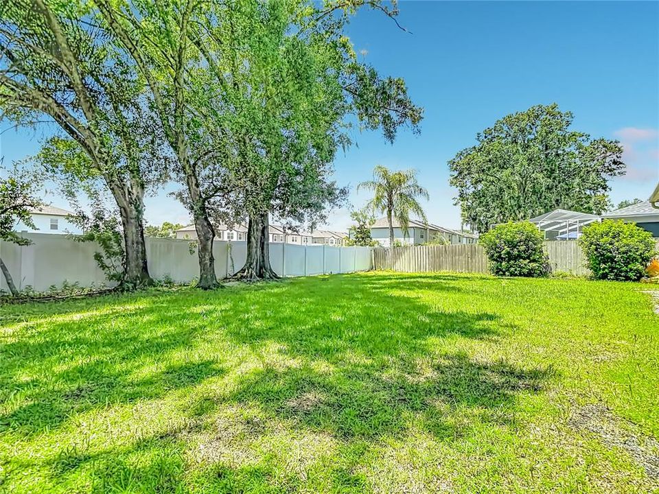 For Sale: $420,000 (4 beds, 2 baths, 2432 Square Feet)