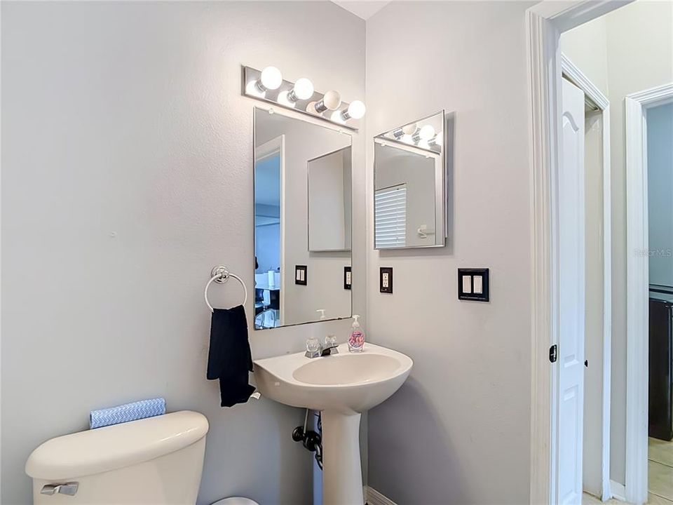 For Sale: $420,000 (4 beds, 2 baths, 2432 Square Feet)