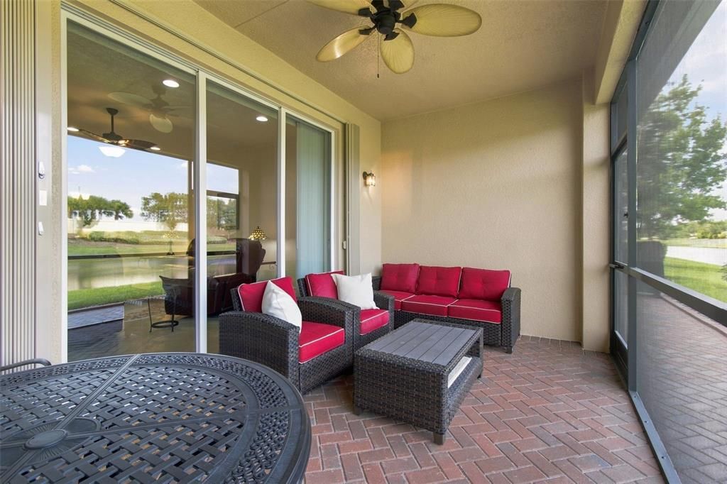 For Sale: $322,500 (2 beds, 2 baths, 1756 Square Feet)
