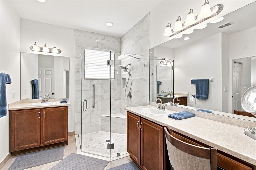 For Sale: $322,500 (2 beds, 2 baths, 1756 Square Feet)