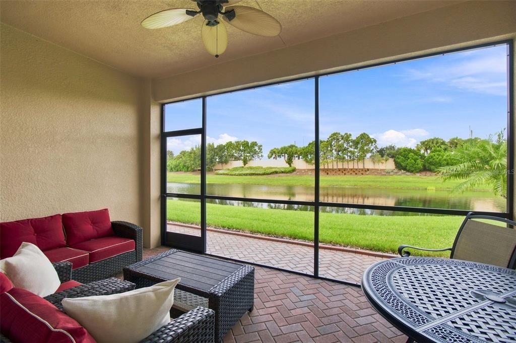 For Sale: $322,500 (2 beds, 2 baths, 1756 Square Feet)