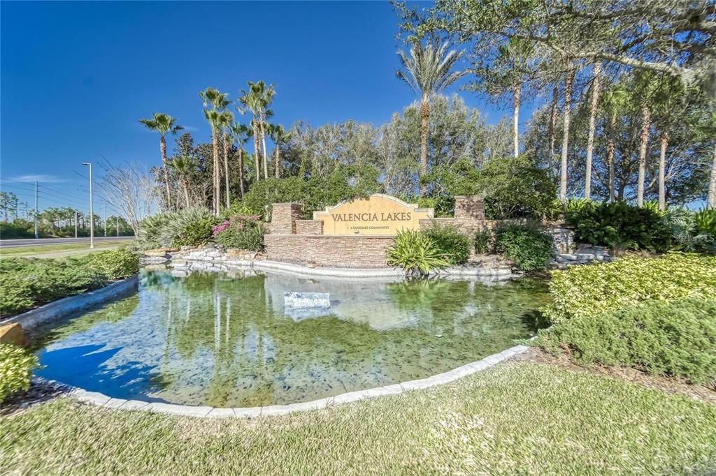 For Sale: $322,500 (2 beds, 2 baths, 1756 Square Feet)