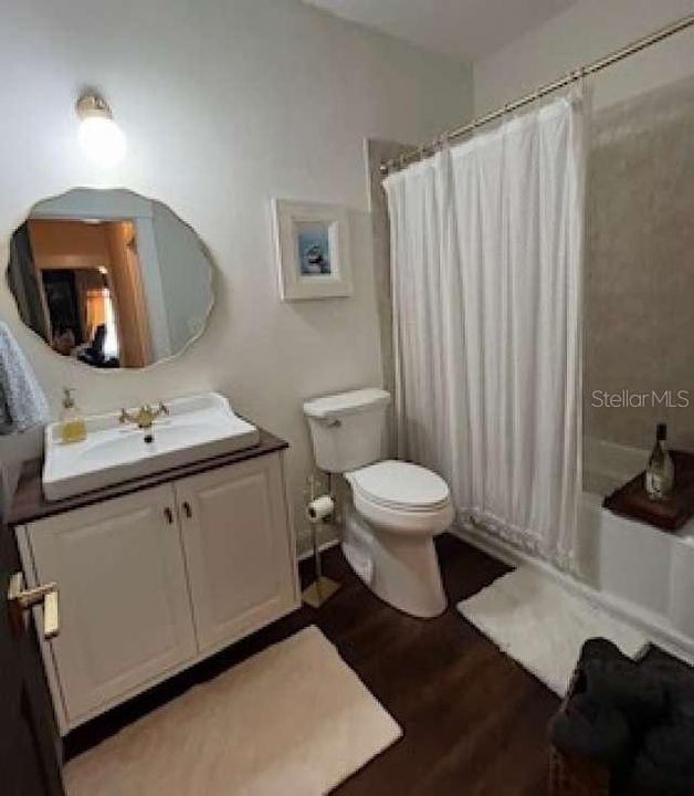 For Sale: $450,000 (3 beds, 2 baths, 1400 Square Feet)