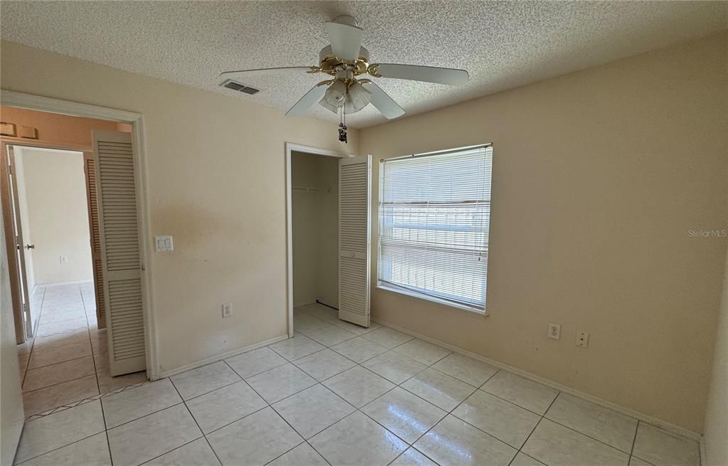 For Sale: $334,900 (3 beds, 2 baths, 1217 Square Feet)