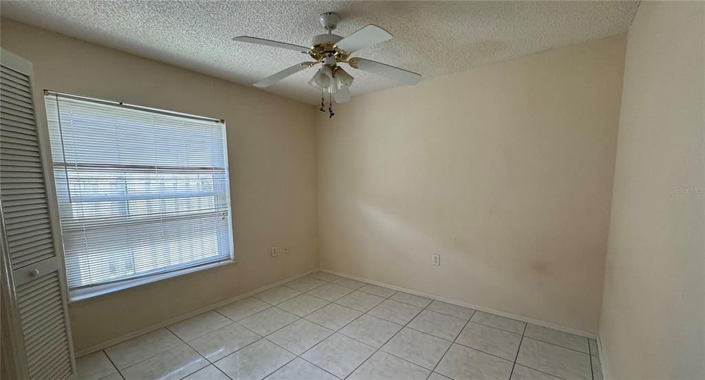For Sale: $334,900 (3 beds, 2 baths, 1217 Square Feet)