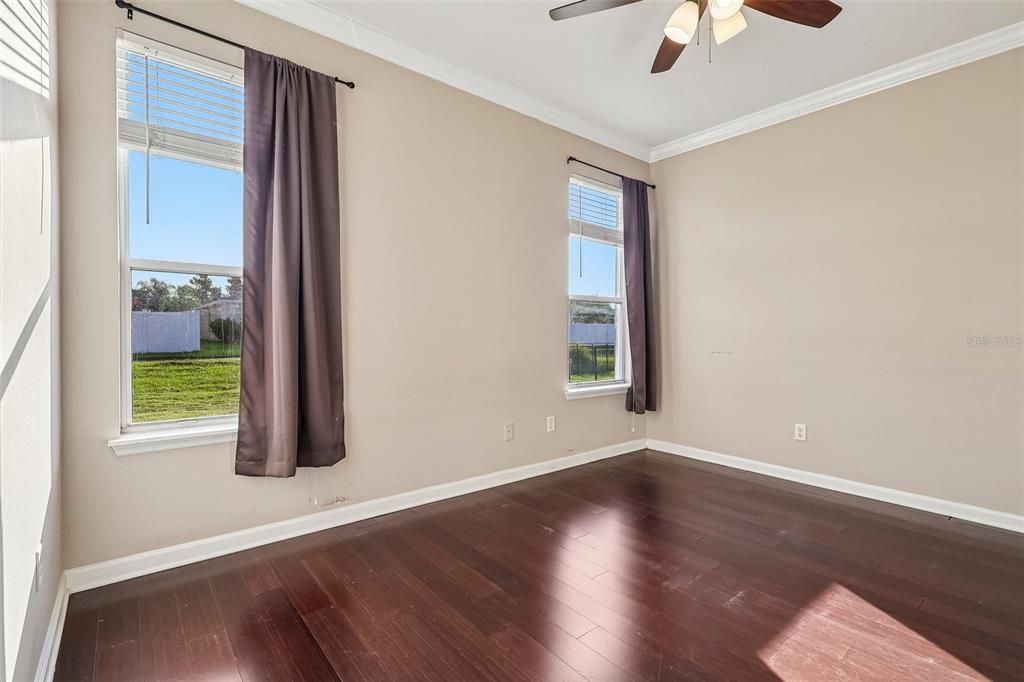 For Sale: $329,000 (3 beds, 2 baths, 2245 Square Feet)