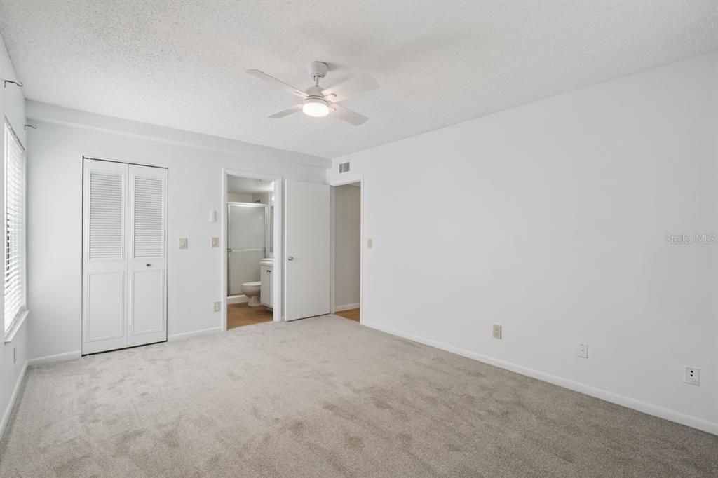 В аренду: $1,650 (2 спален, 2 ванн, 1064 Квадратных фут)
