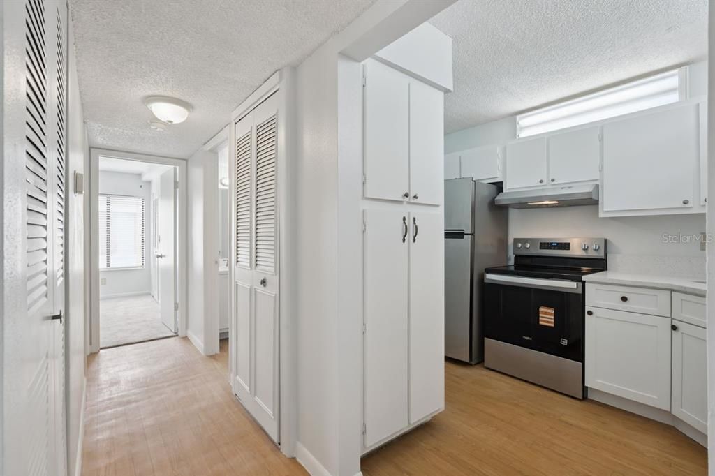 В аренду: $1,650 (2 спален, 2 ванн, 1064 Квадратных фут)