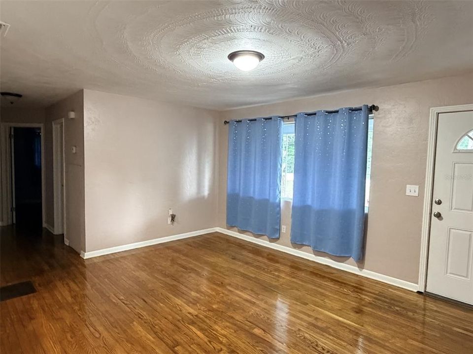 En Venta: $209,000 (3 camas, 1 baños, 1250 Pies cuadrados)