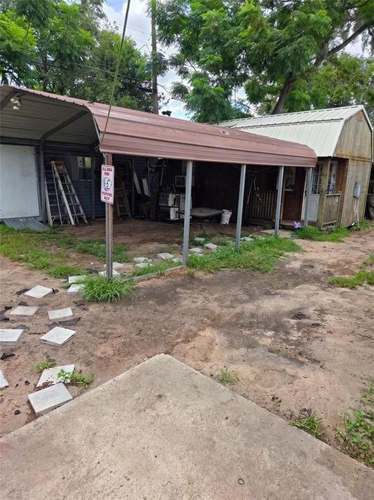 For Sale: $199,900 (3 beds, 1 baths, 1064 Square Feet)