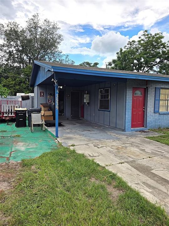 For Sale: $199,900 (3 beds, 1 baths, 1064 Square Feet)