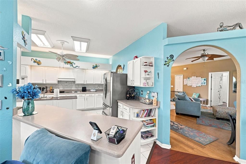 For Sale: $385,000 (3 beds, 2 baths, 2145 Square Feet)