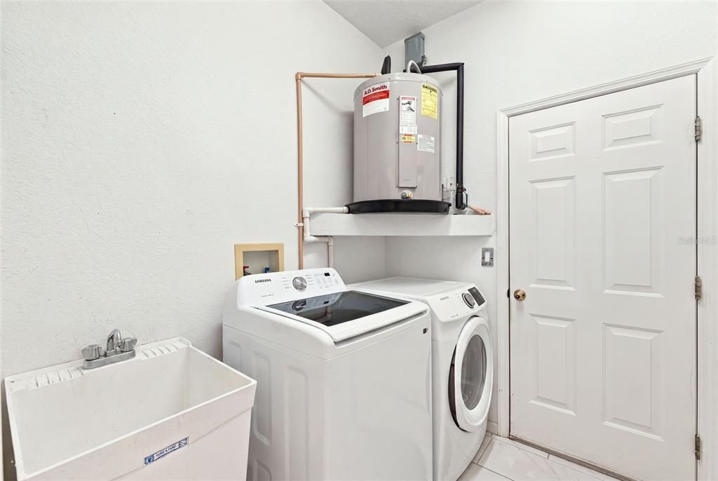 For Sale: $385,000 (3 beds, 2 baths, 2145 Square Feet)
