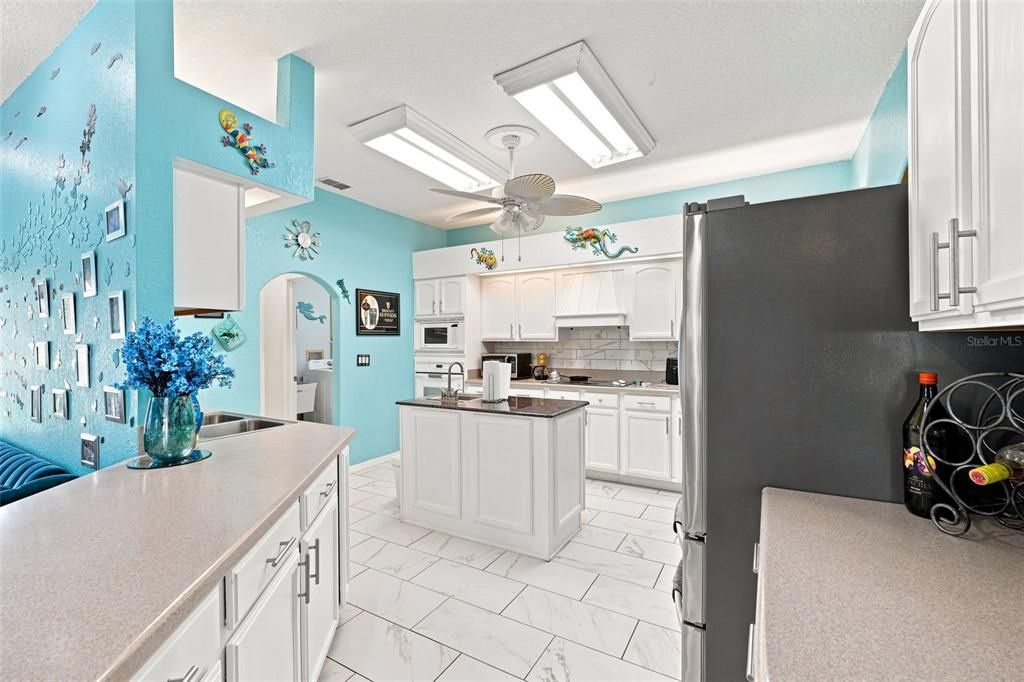 For Sale: $385,000 (3 beds, 2 baths, 2145 Square Feet)