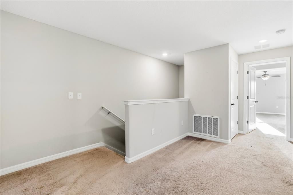 For Rent: $1,950 (3 beds, 2 baths, 1634 Square Feet)