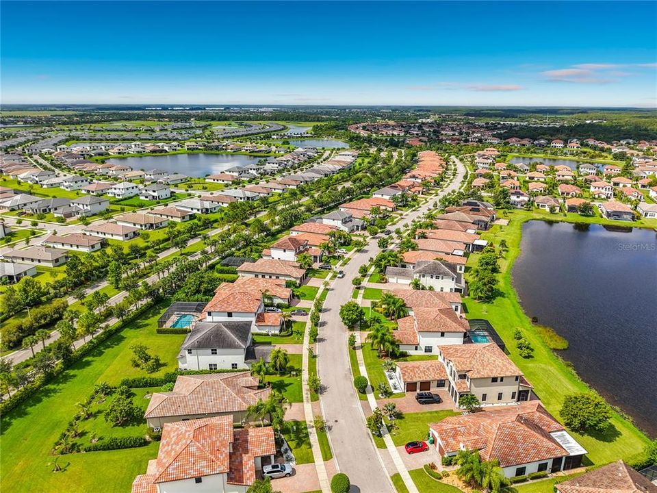 На продажу: $359,900 (3 спален, 3 ванн, 1929 Квадратных фут)