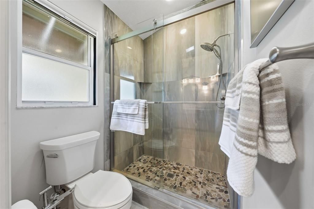 For Sale: $749,000 (3 beds, 2 baths, 2092 Square Feet)