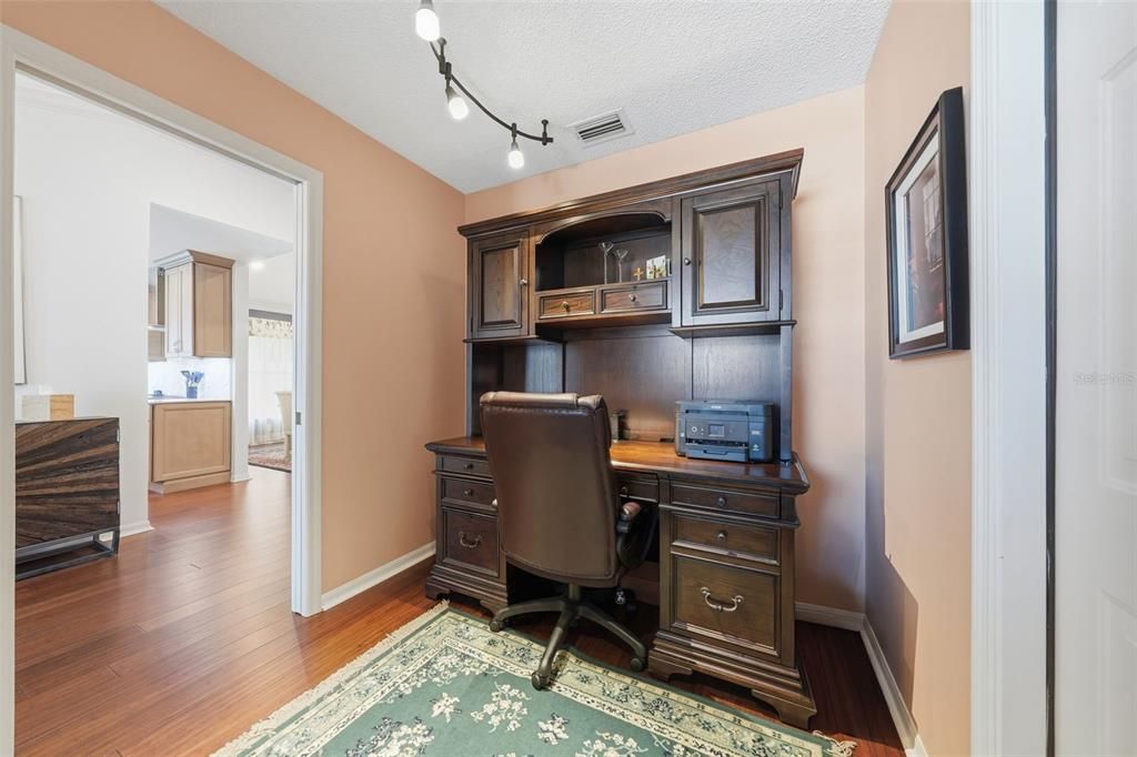 For Sale: $749,000 (3 beds, 2 baths, 2092 Square Feet)