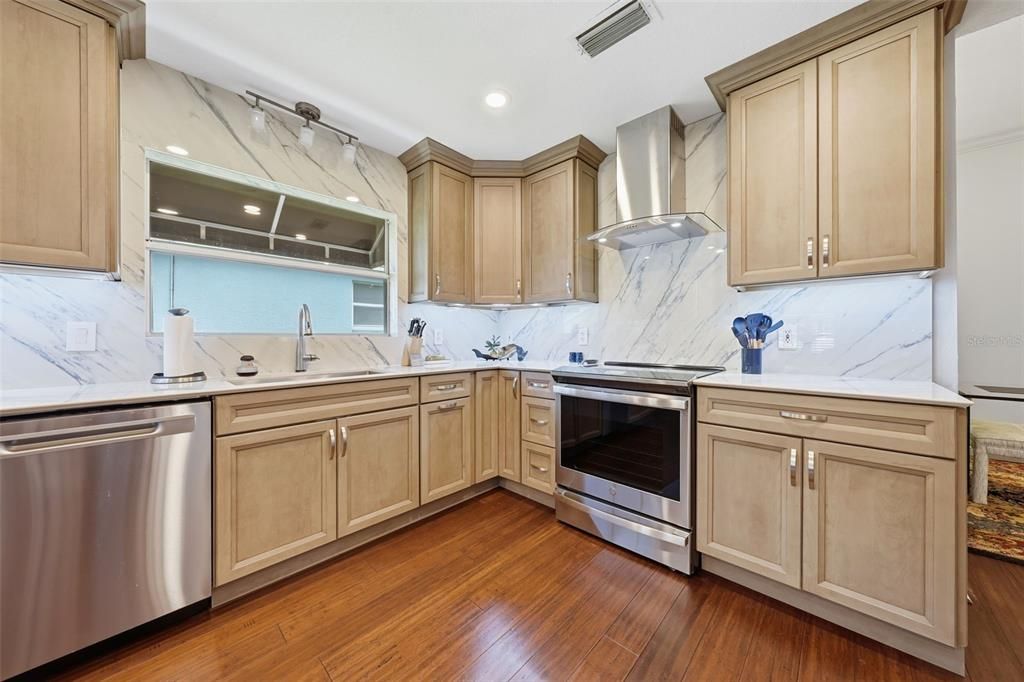 For Sale: $749,000 (3 beds, 2 baths, 2092 Square Feet)