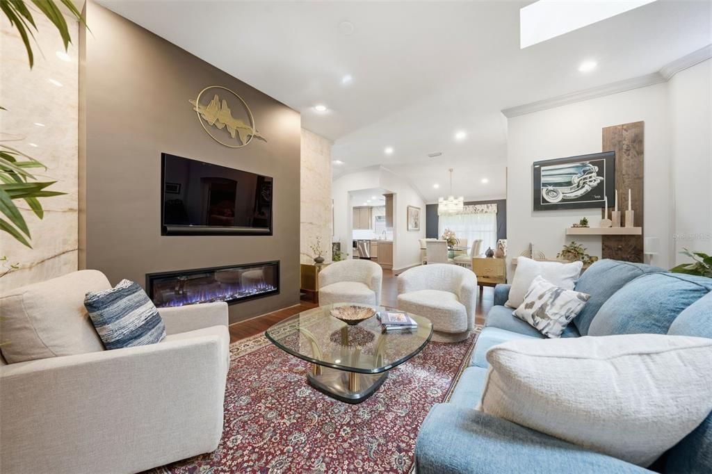 For Sale: $749,000 (3 beds, 2 baths, 2092 Square Feet)