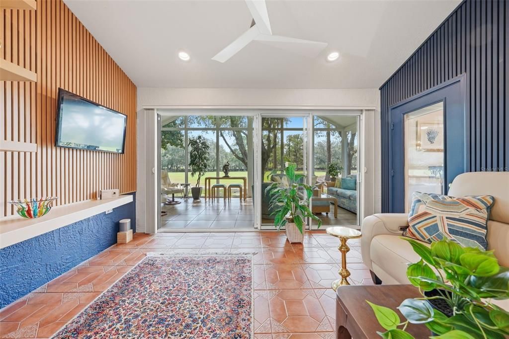 For Sale: $749,000 (3 beds, 2 baths, 2092 Square Feet)