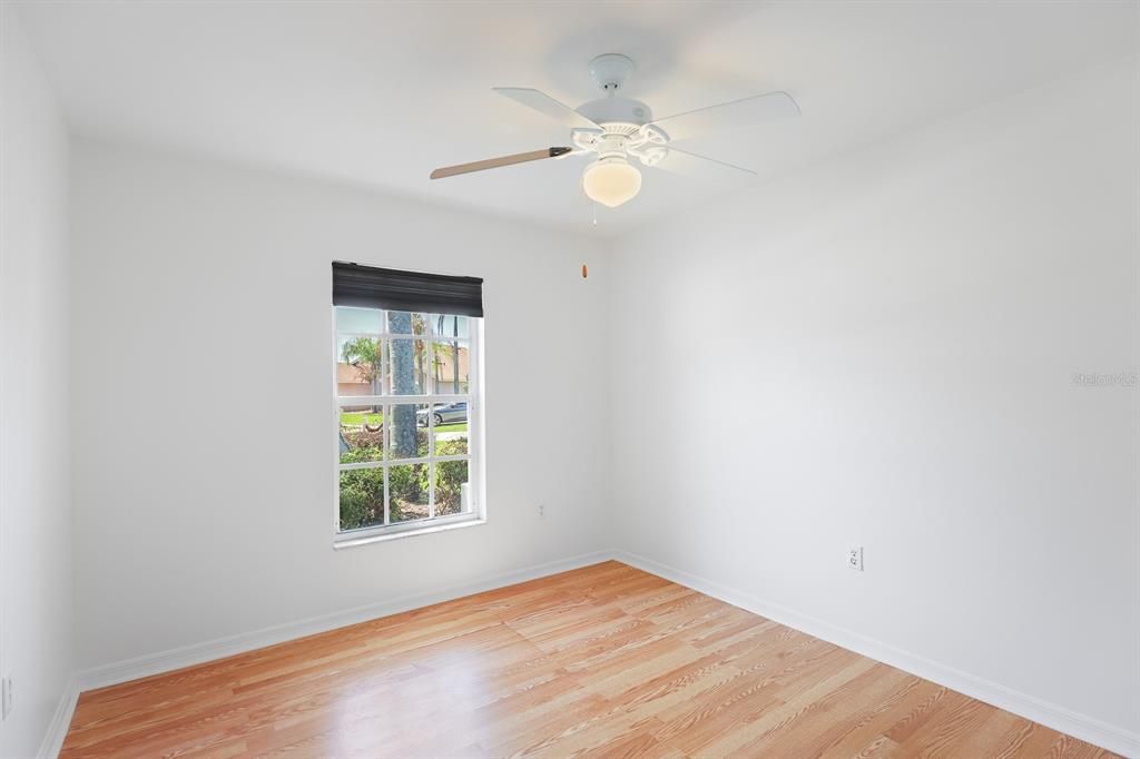 For Rent: $2,900 (3 beds, 2 baths, 1827 Square Feet)