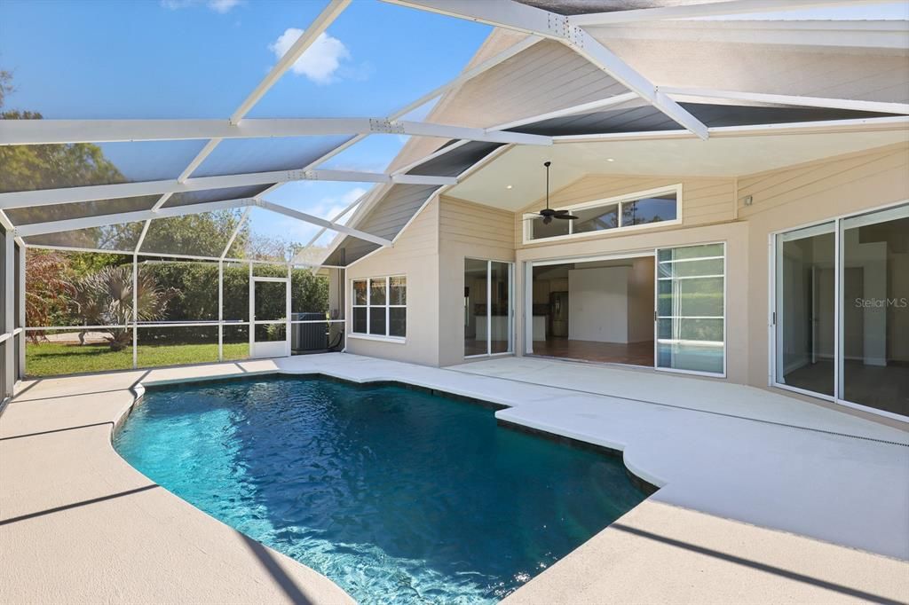For Rent: $2,900 (3 beds, 2 baths, 1827 Square Feet)
