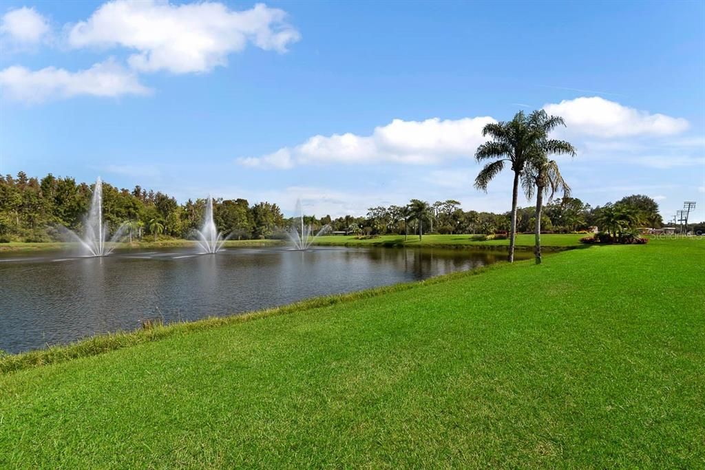 For Rent: $2,900 (3 beds, 2 baths, 1827 Square Feet)