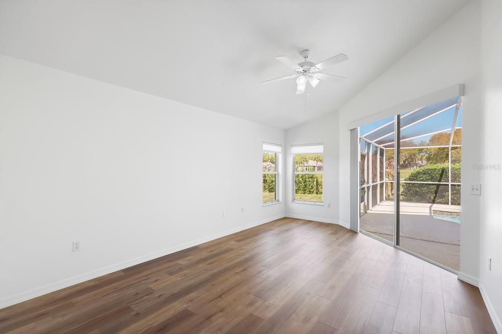 For Rent: $2,900 (3 beds, 2 baths, 1827 Square Feet)