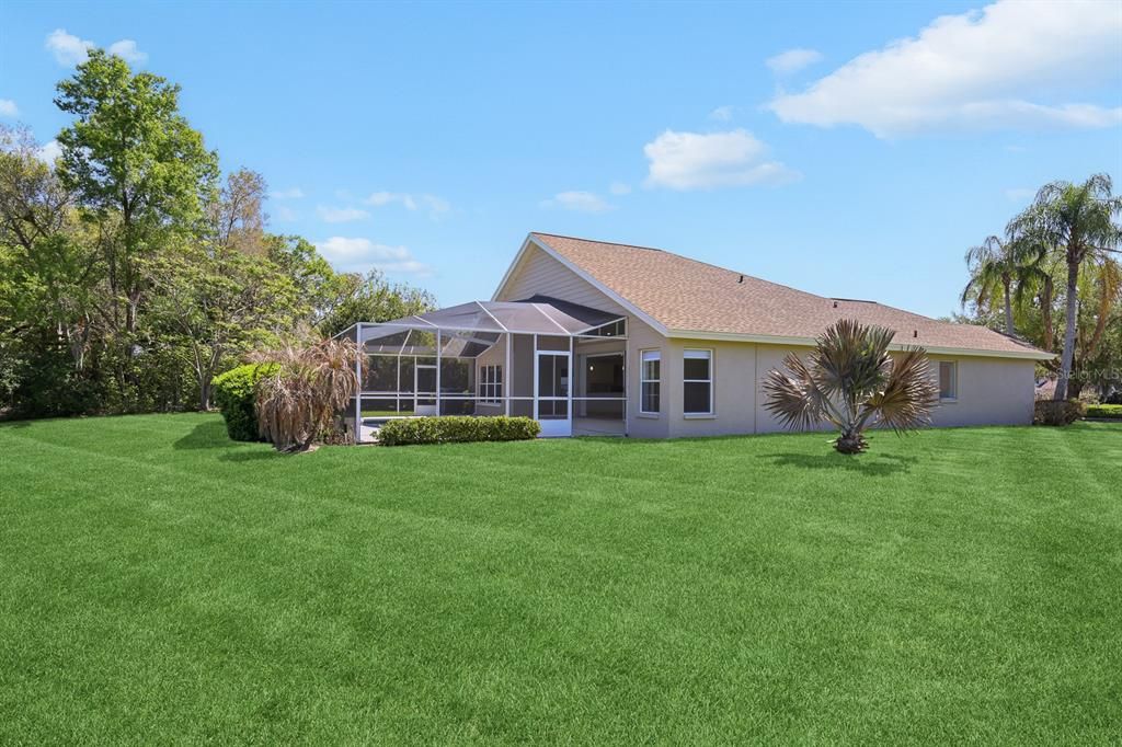 For Rent: $2,900 (3 beds, 2 baths, 1827 Square Feet)