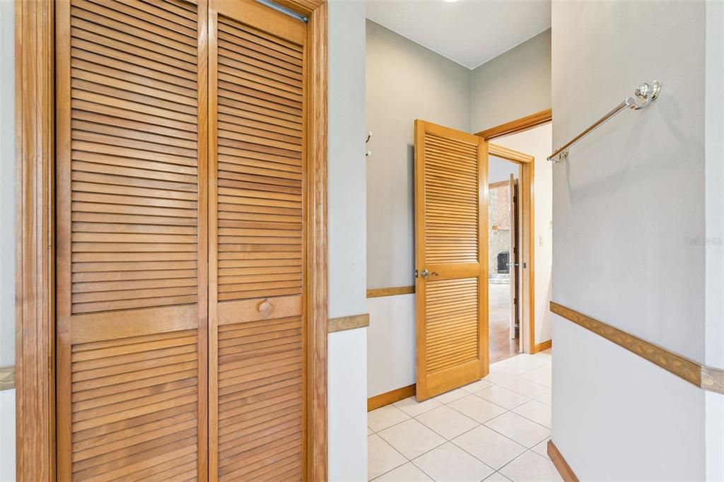 For Sale: $550,000 (3 beds, 2 baths, 2250 Square Feet)