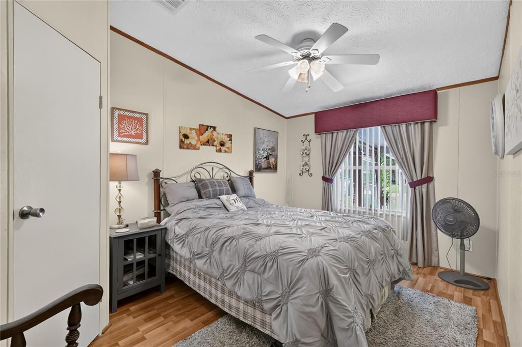 For Sale: $229,900 (3 beds, 2 baths, 1800 Square Feet)