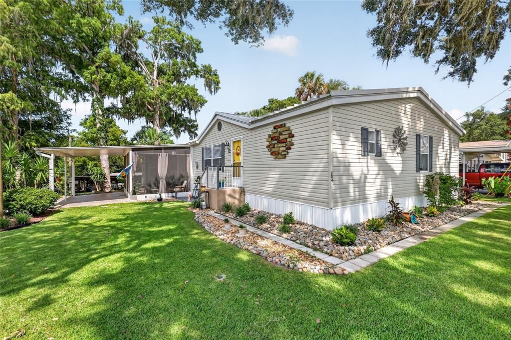 For Sale: $229,900 (3 beds, 2 baths, 1800 Square Feet)