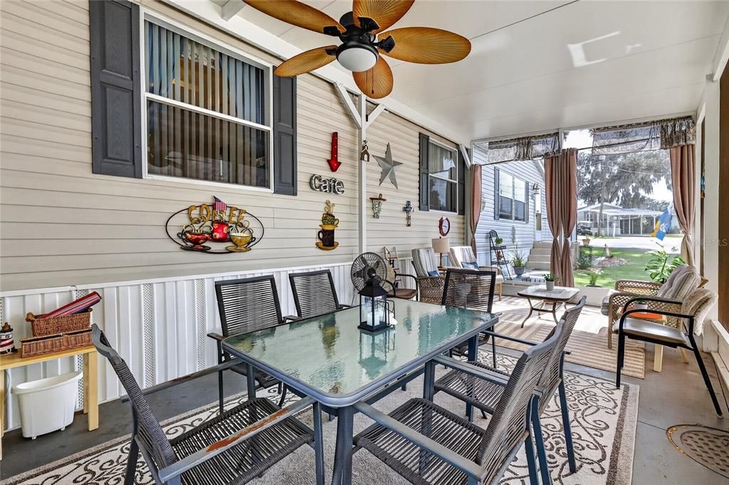 For Sale: $229,900 (3 beds, 2 baths, 1800 Square Feet)