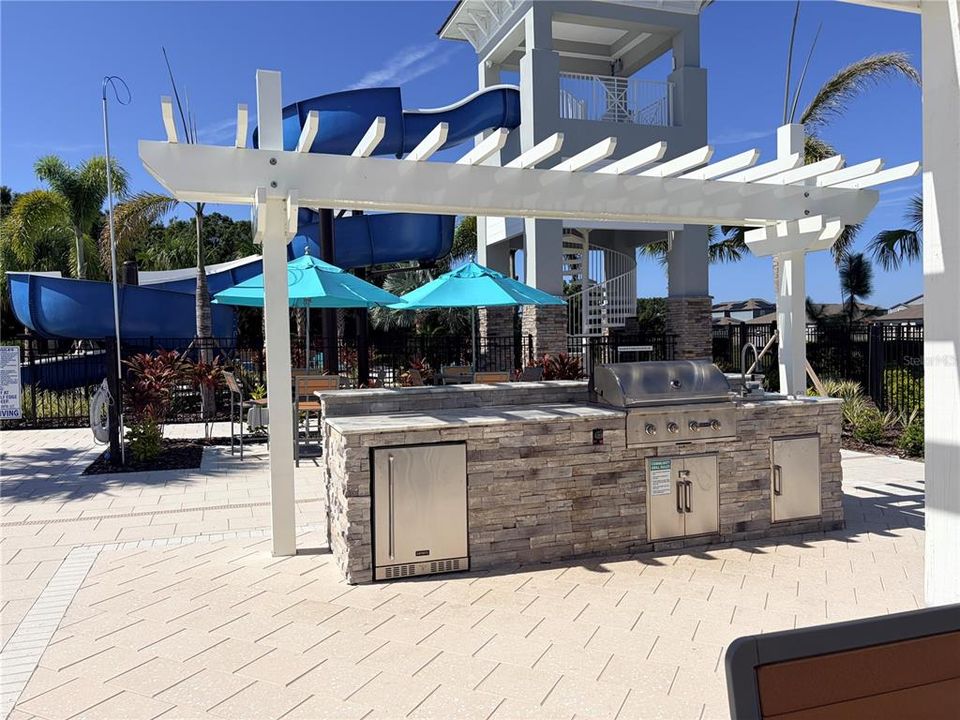 For Rent: $3,000 (5 beds, 2 baths, 2254 Square Feet)