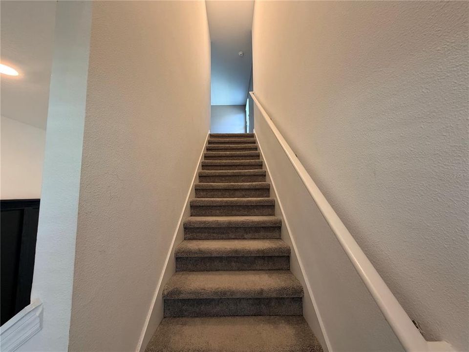 For Rent: $3,000 (5 beds, 2 baths, 2254 Square Feet)