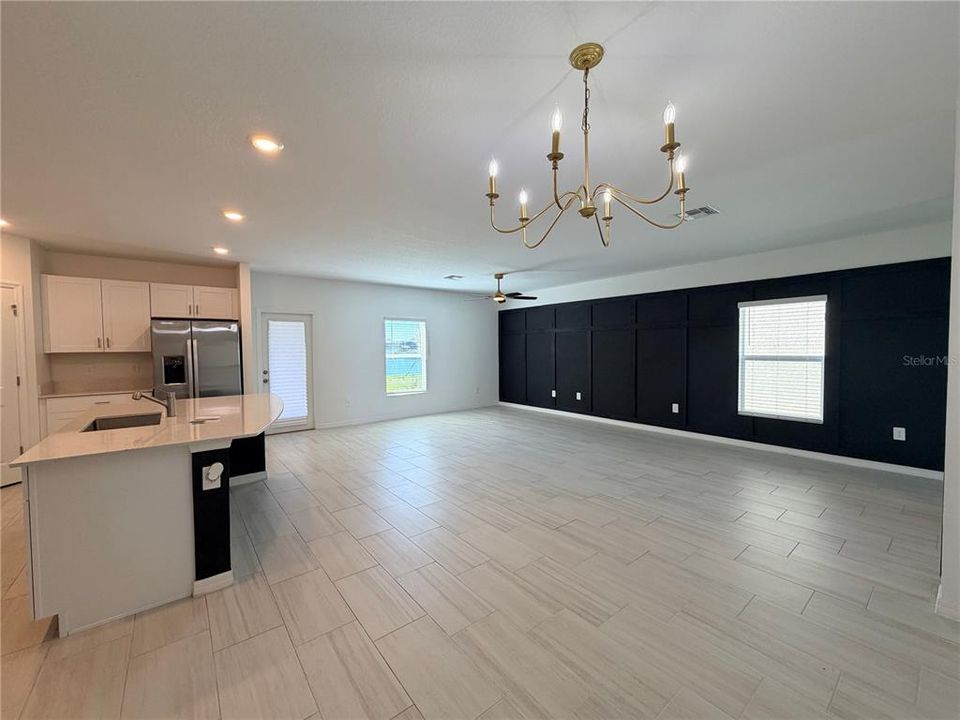 For Rent: $3,000 (5 beds, 2 baths, 2254 Square Feet)