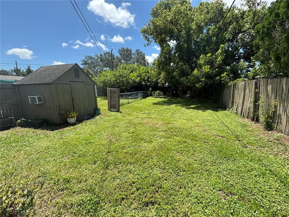 For Rent: $1,800 (2 beds, 2 baths, 826 Square Feet)