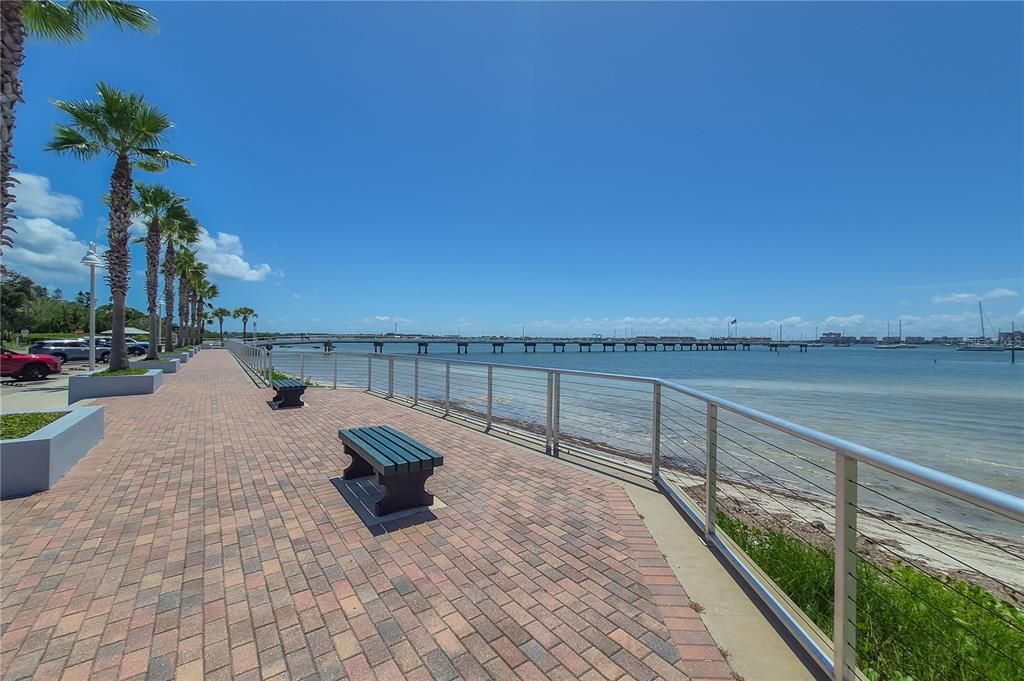 For Sale: $159,000 (2 beds, 2 baths, 1170 Square Feet)