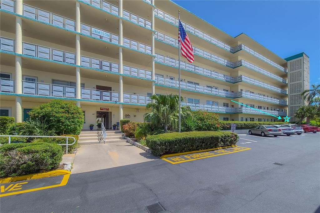 For Sale: $159,000 (2 beds, 2 baths, 1170 Square Feet)