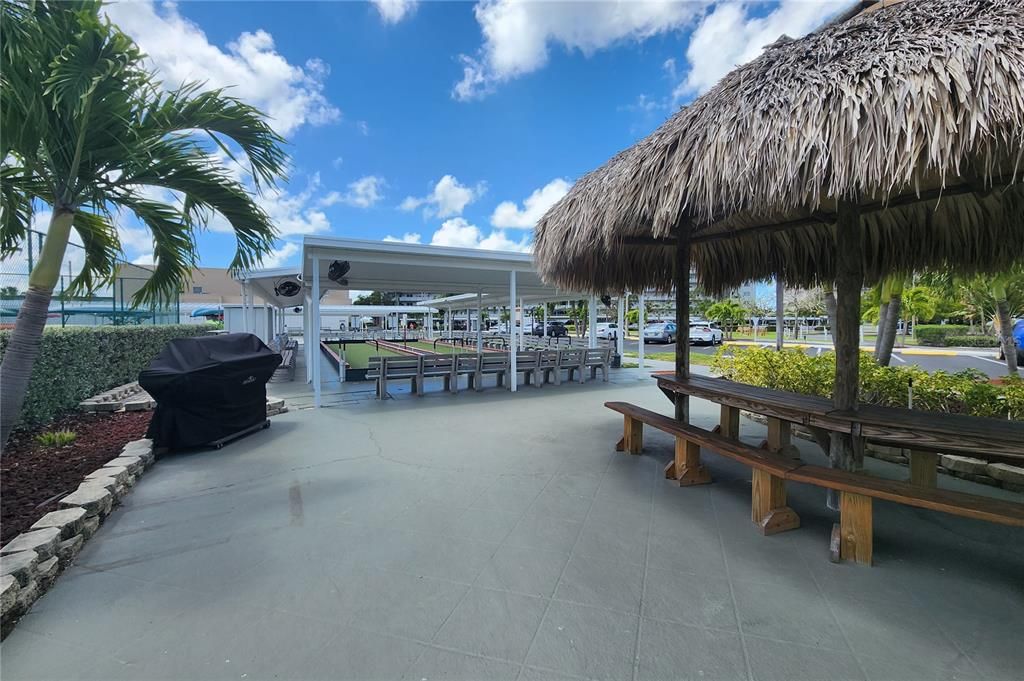 For Sale: $159,000 (2 beds, 2 baths, 1170 Square Feet)