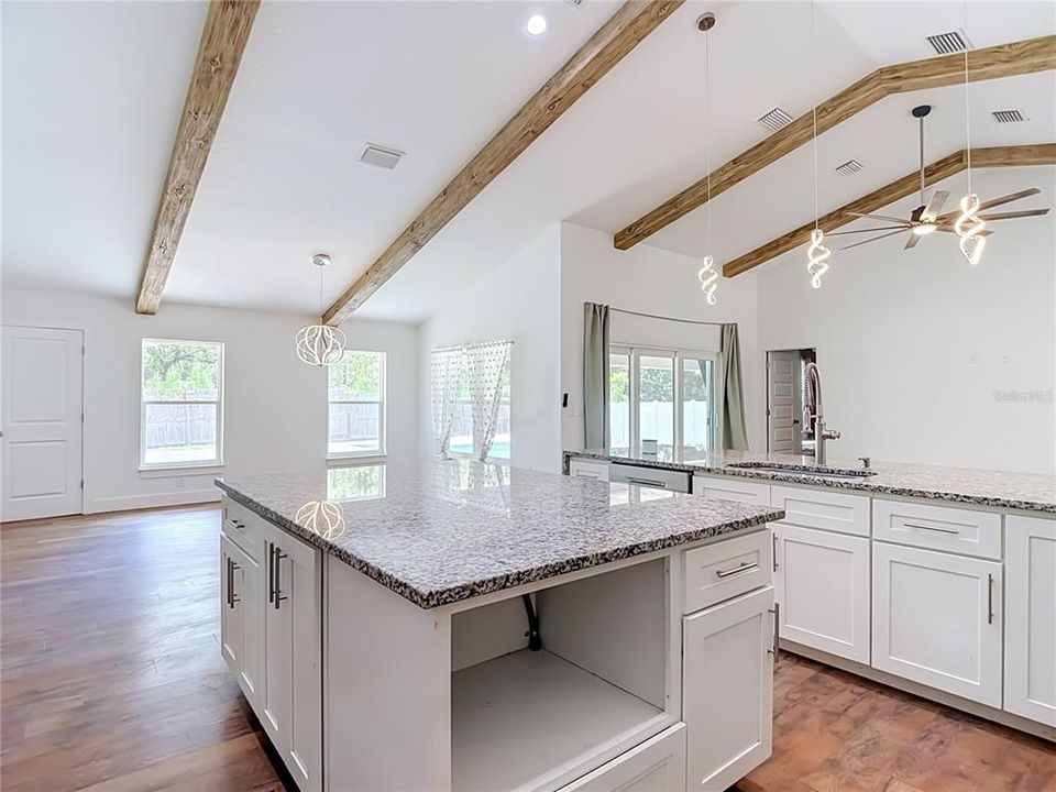 For Sale: $469,500 (4 beds, 2 baths, 2277 Square Feet)