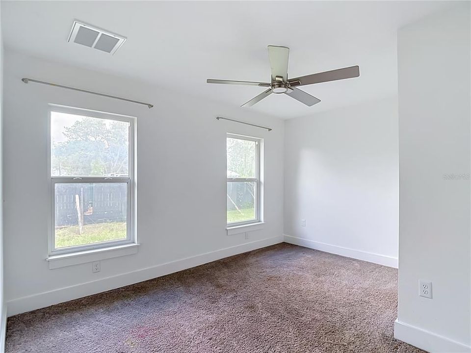 For Sale: $469,500 (4 beds, 2 baths, 2277 Square Feet)