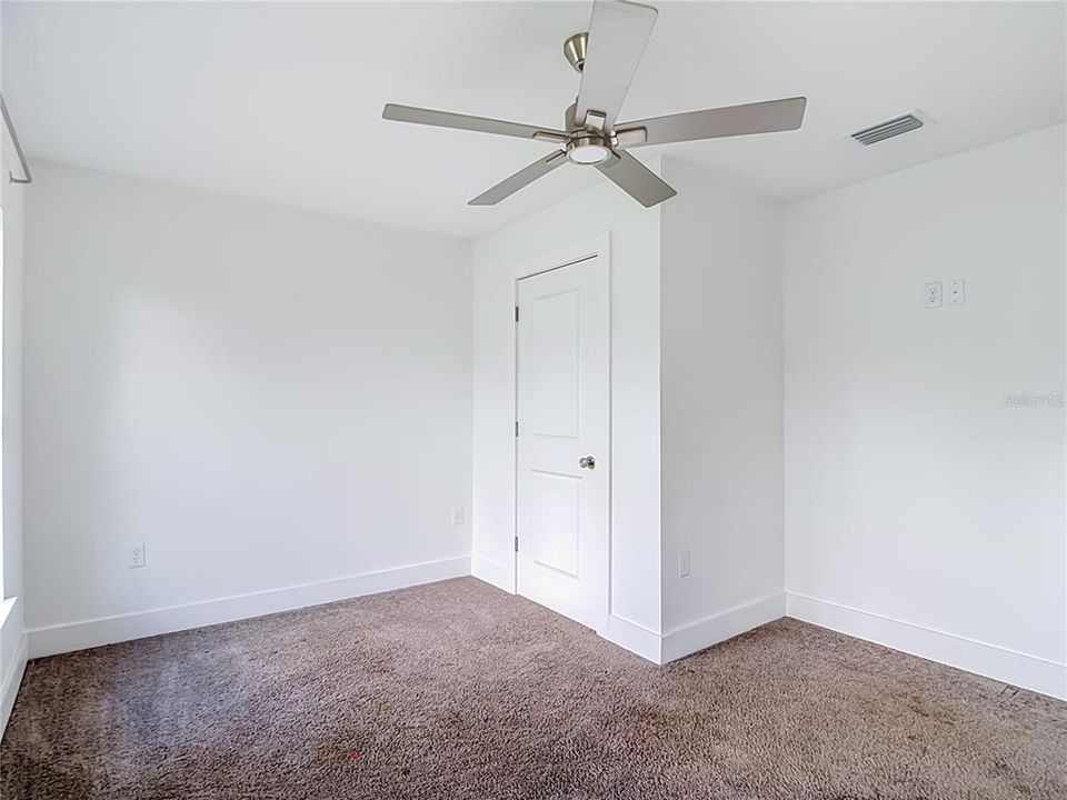 For Sale: $469,500 (4 beds, 2 baths, 2277 Square Feet)