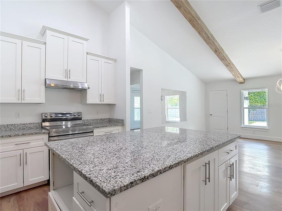 For Sale: $469,500 (4 beds, 2 baths, 2277 Square Feet)