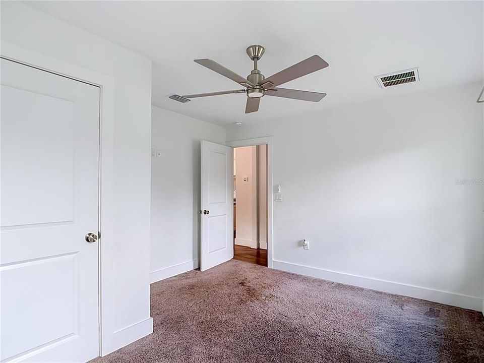 For Sale: $469,500 (4 beds, 2 baths, 2277 Square Feet)