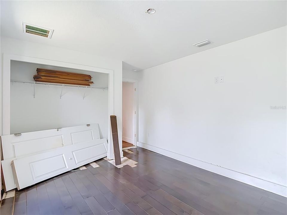For Sale: $469,500 (4 beds, 2 baths, 2277 Square Feet)