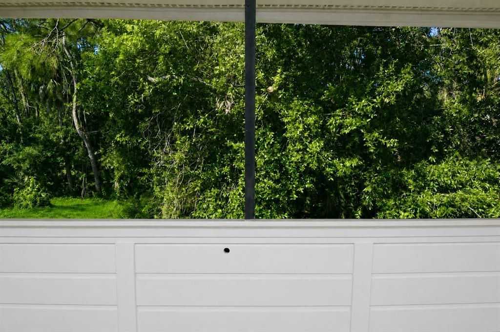 For Rent: $2,000 (3 beds, 2 baths, 985 Square Feet)