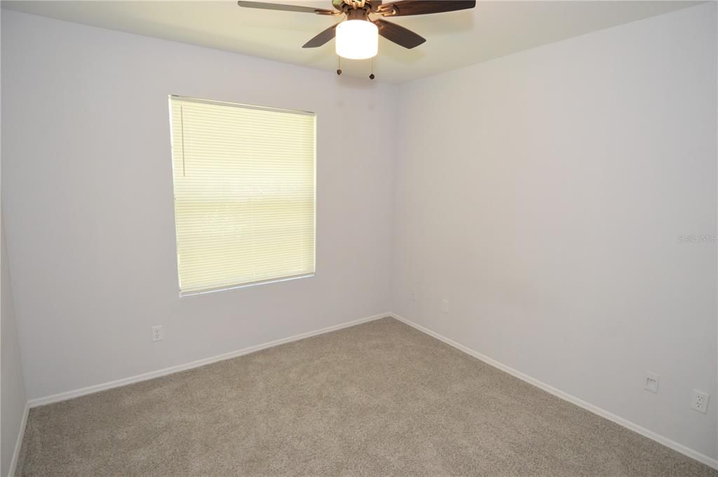 For Rent: $2,000 (3 beds, 2 baths, 985 Square Feet)