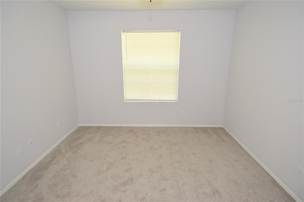 For Rent: $2,000 (3 beds, 2 baths, 985 Square Feet)